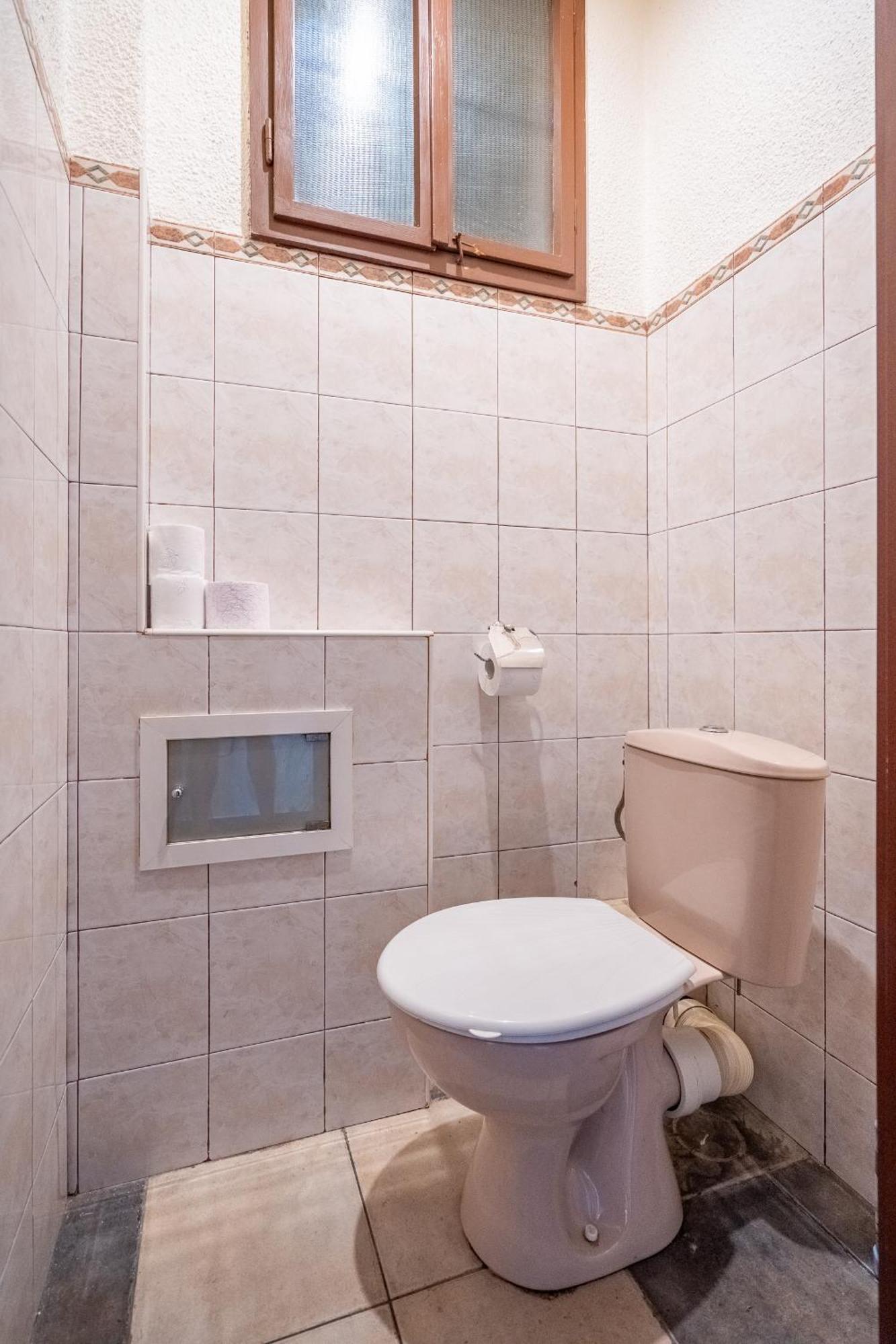 2bdr Retro Coziness *