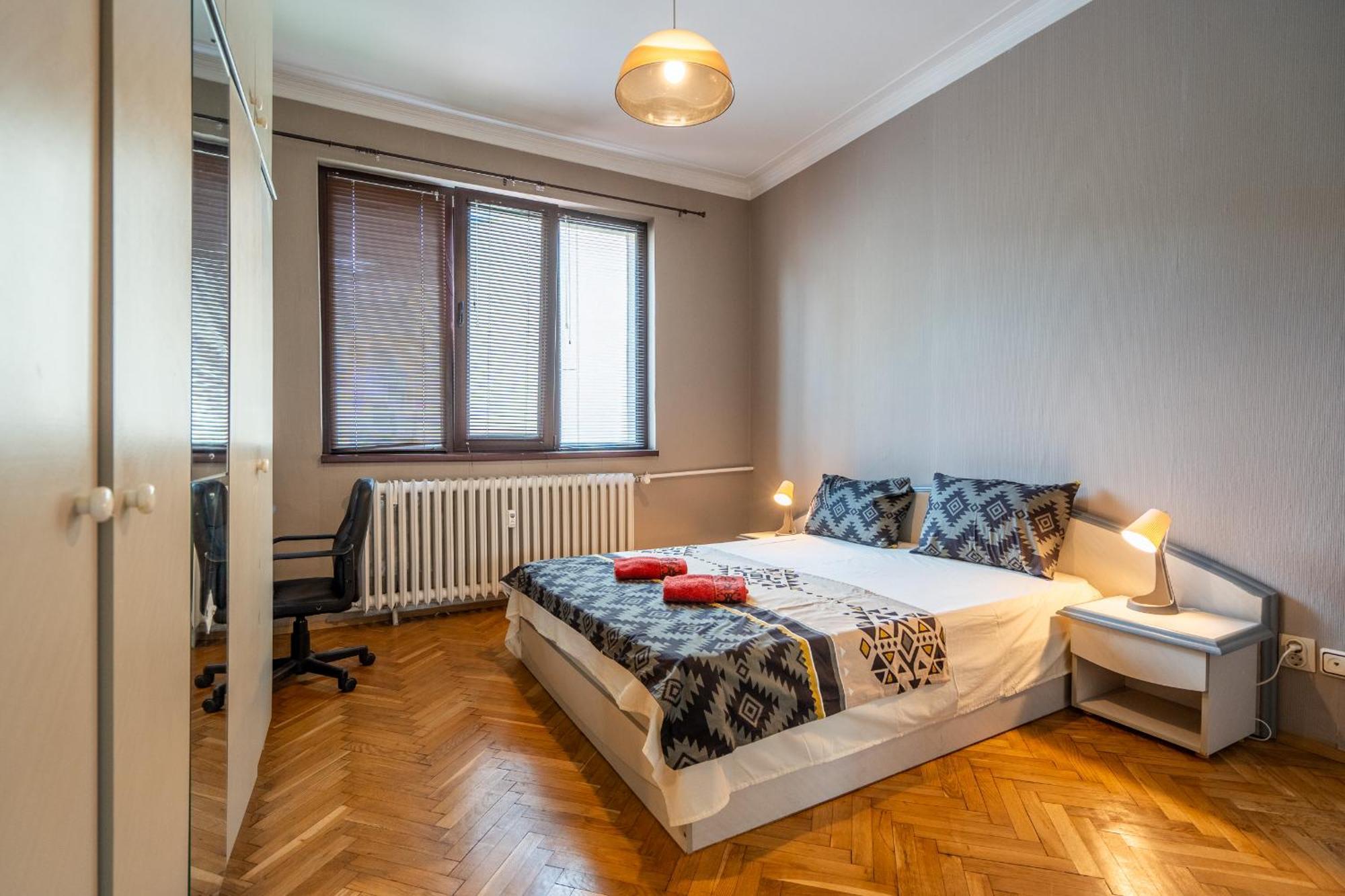 2bdr Retro Coziness Apartment *